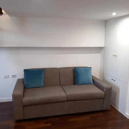 La Casa Di Elvira Apartment Neapel