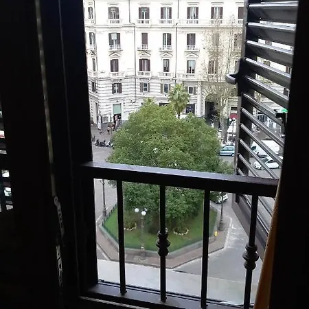 La Casa Di Elvira Napoli