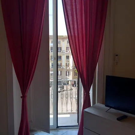 La Casa Di Elvira * Napoli