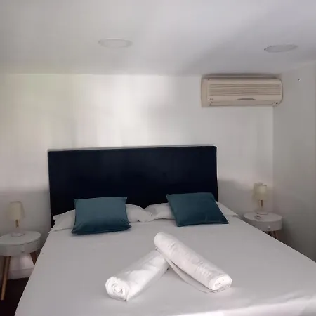 La Casa Di Elvira Nápoles