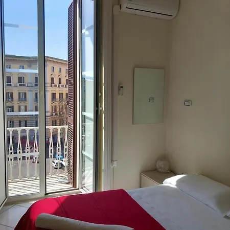 La Casa Di Elvira Nápoles