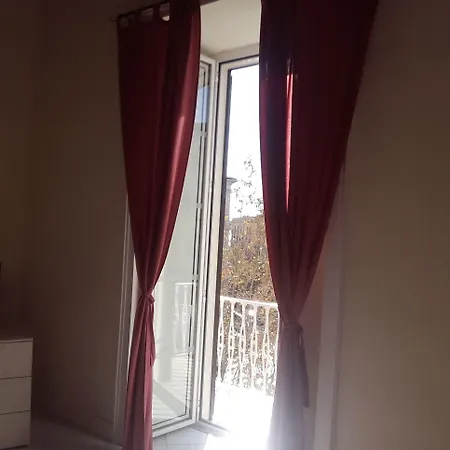 La Casa Di Elvira * Nápoles