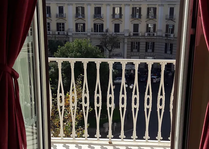 La Casa Di Elvira Nápoles