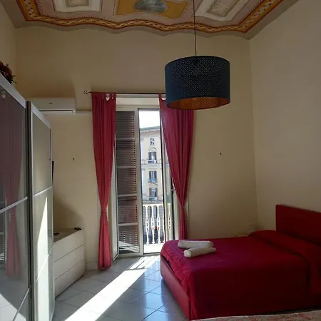 La Casa Di Elvira Naples