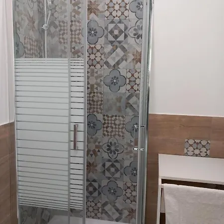 Apartment La Casa Di Elvira Naples