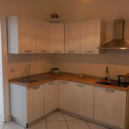 La Casa Di Elvira Apartment