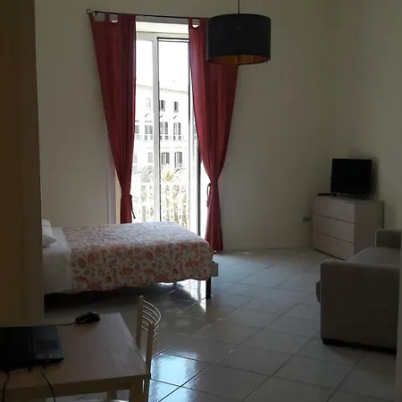 La Casa Di Elvira * Naples